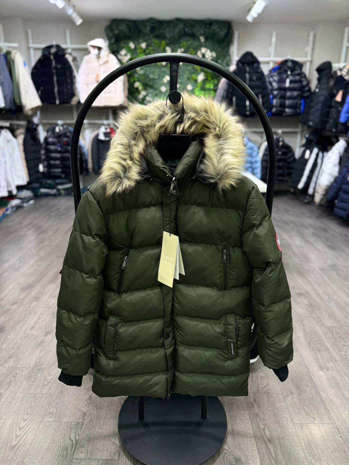Canada Goose Original Unisex Winter Jacket | Premium Down Parka | Olive | Superb Lifestyle - Olive.